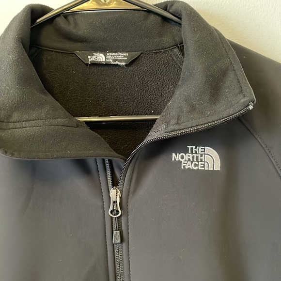 Women’s North Face Hard Shell Jacket - Picture 2 of 5